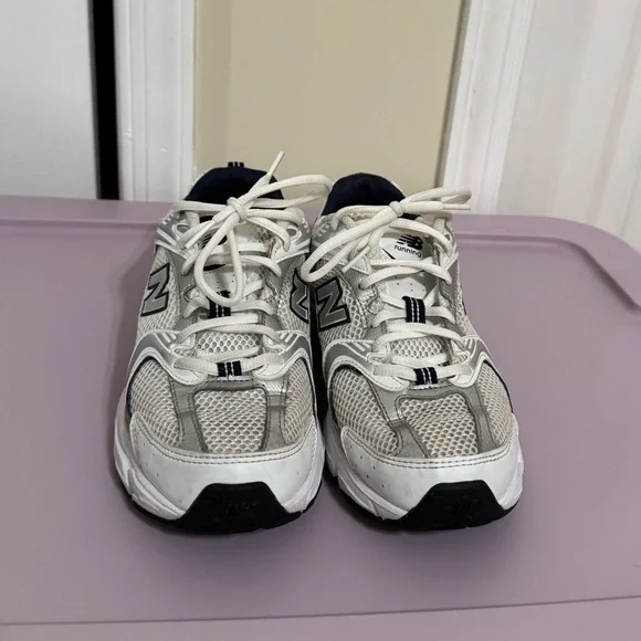 New Balance 530 Sneaker - Picture 2 of 9